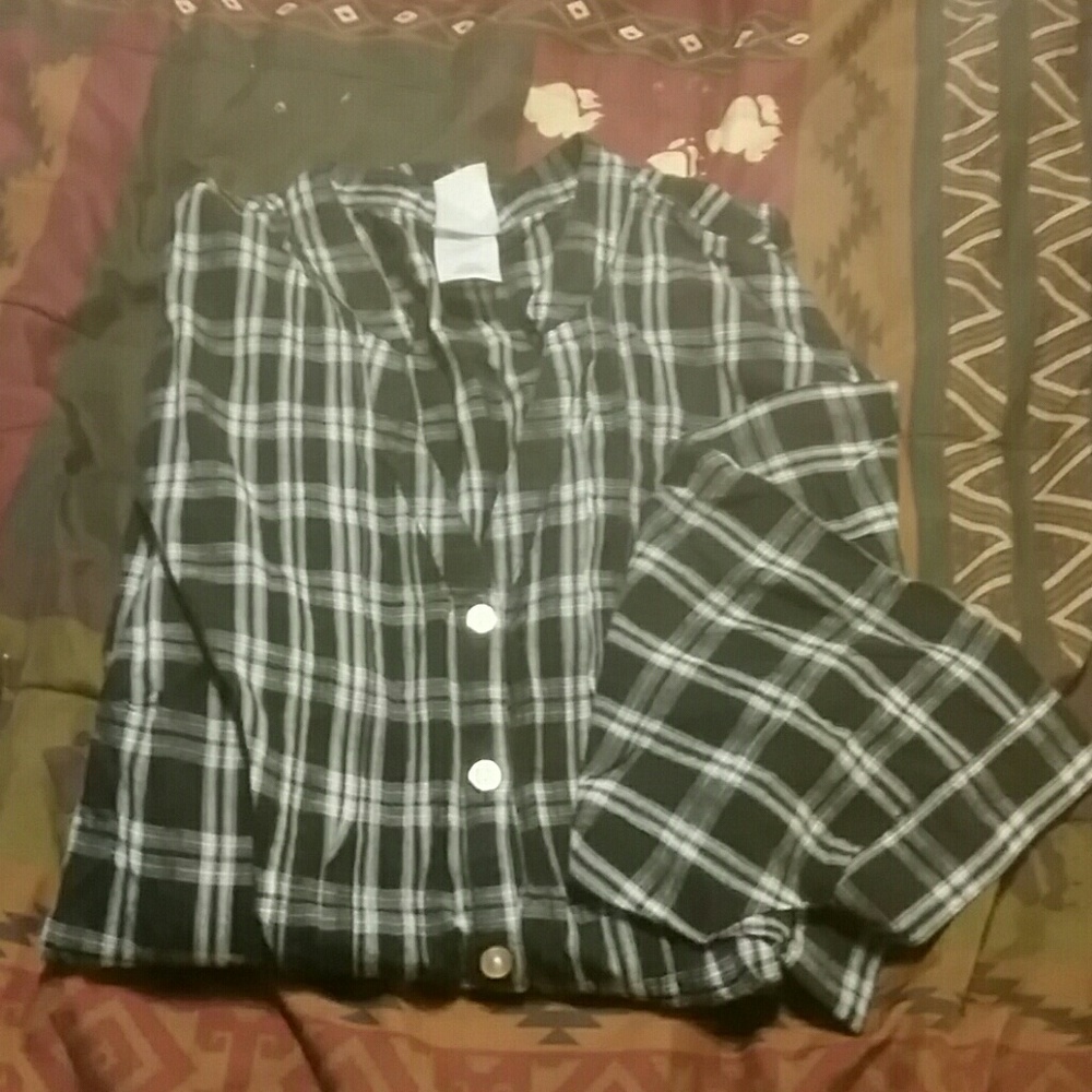 Long sleeve button up top